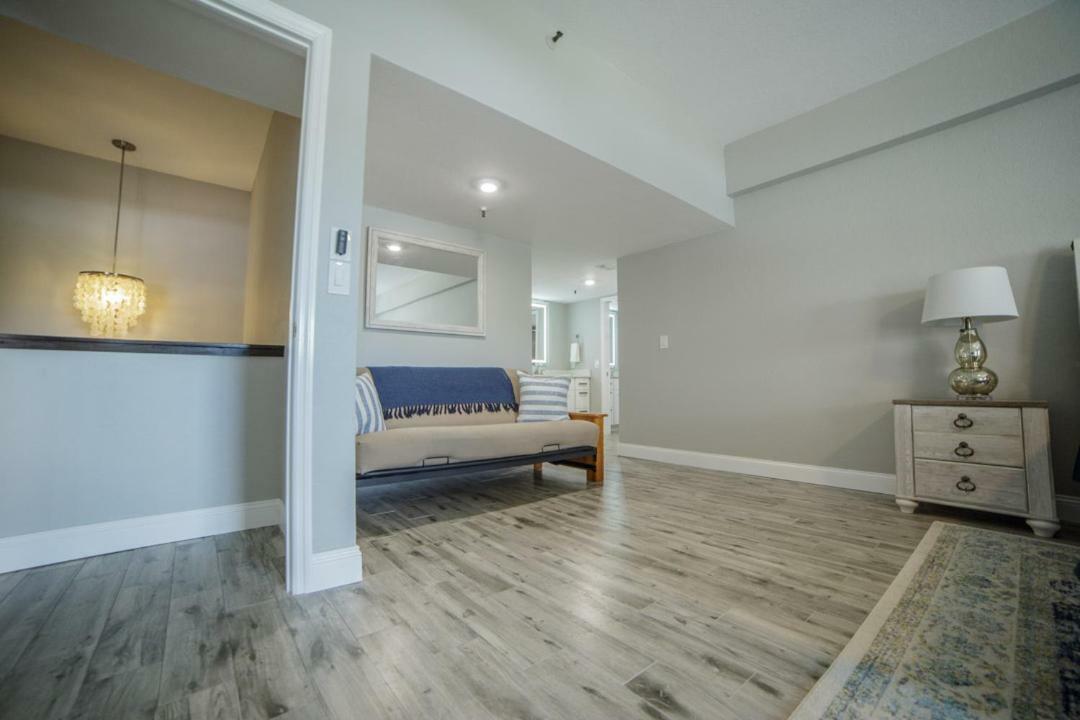 Townhouse At San Remo Apartment เคลียร์วอเตอร์บีช ภายนอก รูปภาพ